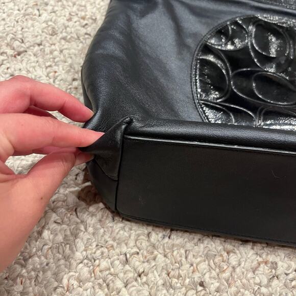 Coach Laura Signature Embossed Leather Tote Purse Preppy Work Office - Picture 7 of 9